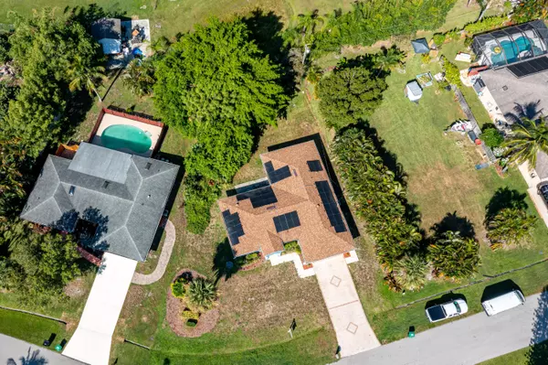 Port Saint Lucie, FL 34952,2482 SE Camarin ST