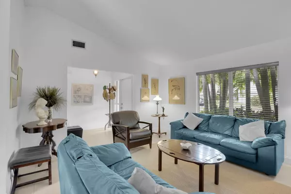Boca Raton, FL 33431,2439 NW 30th ST