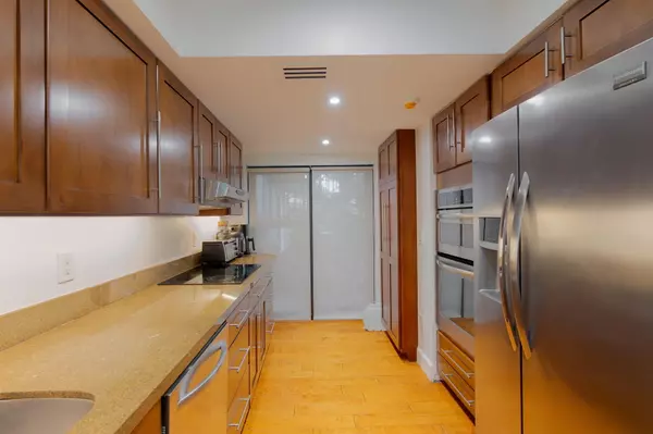 Wellington, FL 33414,13244 W Polo Club RD C106