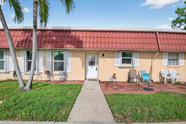 676 B Laconia Cr B, Lake Worth, FL 33467