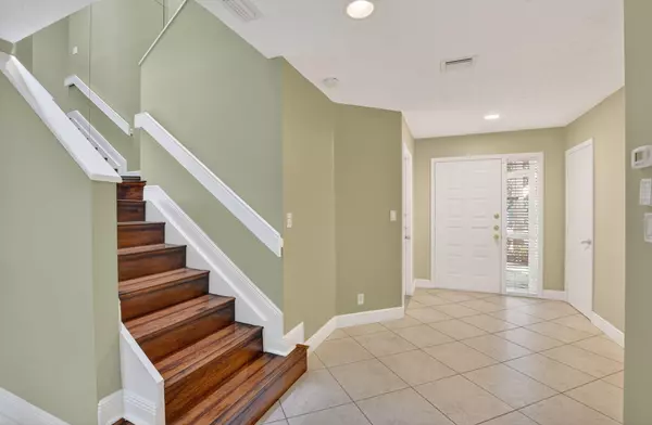 Boca Raton, FL 33486,5051 Pointe Emerald LN 5051