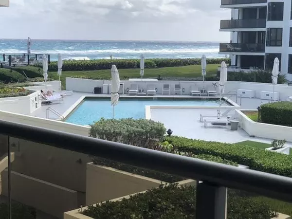 Palm Beach, FL 33480,3120 S Ocean BLVD 3202