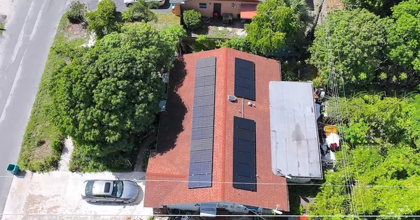 Boynton Beach, FL 33426,421 NW 7th CT