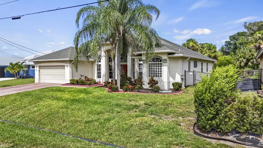4407 SW Wabash ST, Port Saint Lucie, FL 34953