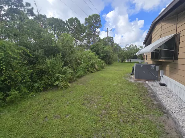 Fort Pierce, FL 34951,45 Grande Camino WAY