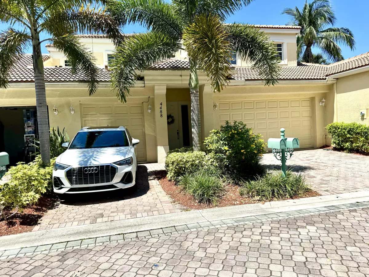 Palm Beach Gardens, FL 33418,4488 Hickory DR