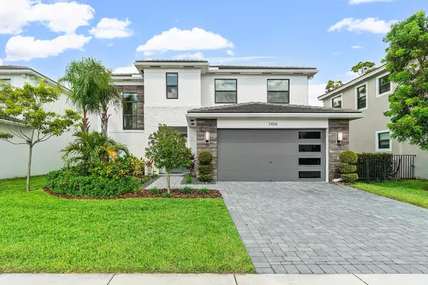 Lake Worth, FL 33463,7458 Estero DR