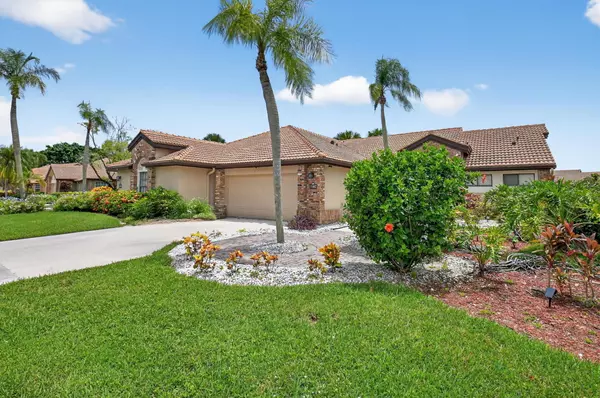 7182 Le Chalet BLVD, Boynton Beach, FL 33472