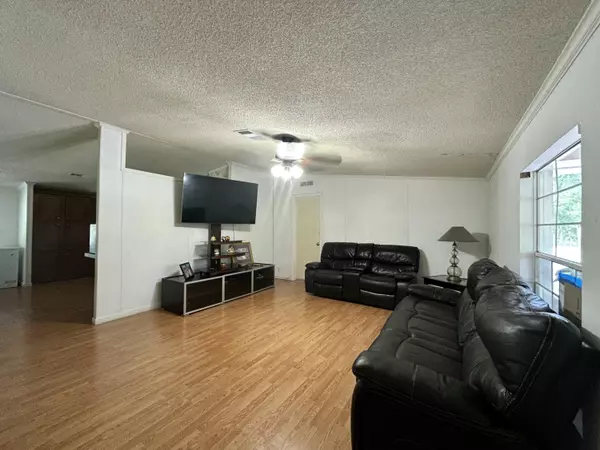 Okeechobee, FL 34972,10810 NW 8th AVE