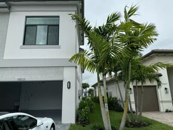 Palm Beach Gardens, FL 33412,10033 Stockrun DR