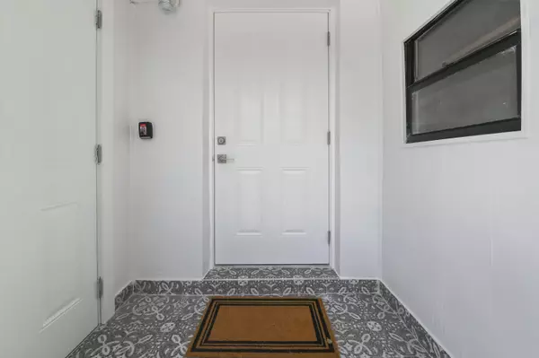 Lake Worth Beach, FL 33460,930 N K ST