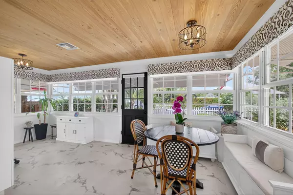 Lake Worth Beach, FL 33460,318 N L ST