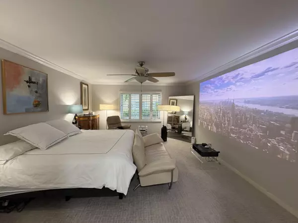 Wilton Manors, FL 33305,140 NE E 19 CT 112-E