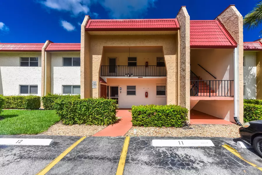 166 Lake Carol DR, West Palm Beach, FL 33411