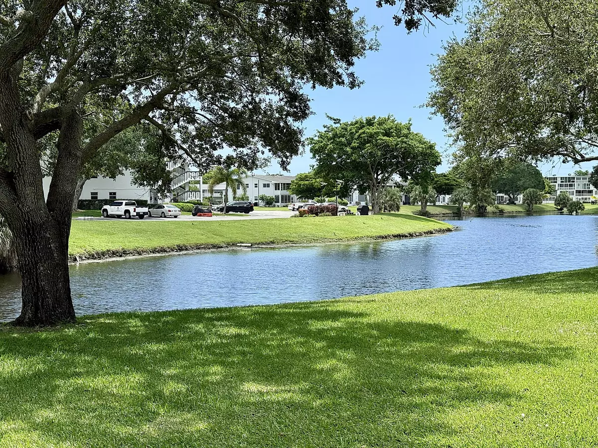 Deerfield Beach, FL 33442,1028 Newport H