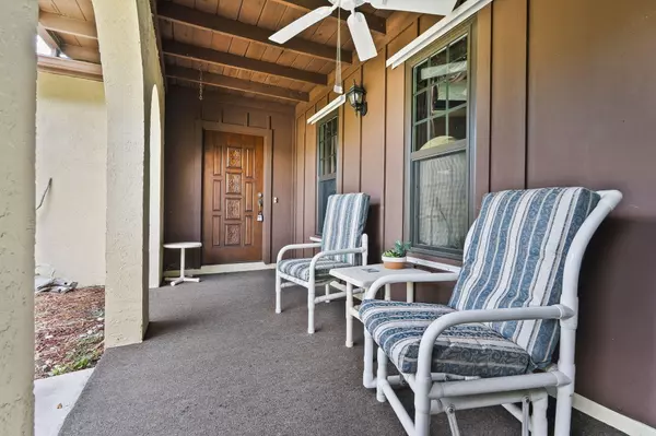 Stuart, FL 34997,5216 SE Orange ST