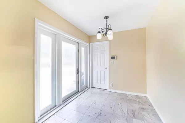 West Palm Beach, FL 33405,516 Nathan Hale RD