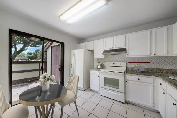 Royal Palm Beach, FL 33411,248 Brandywine CT