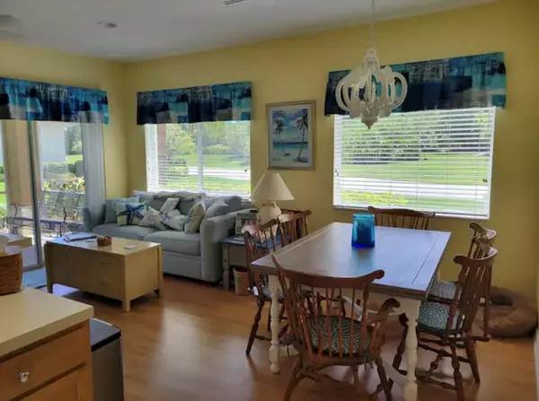 Port Saint Lucie, FL 34986,8423 Mulligan CIR A