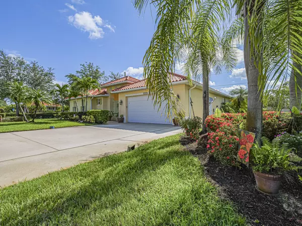 Vero Beach, FL 32967,5837 Pine Ridge CIR