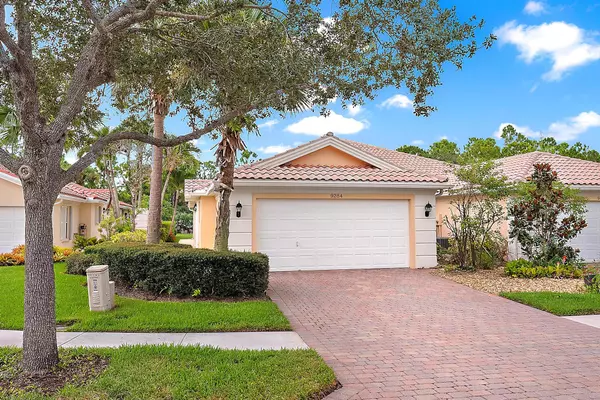9284 SE Hawks Nest CT, Hobe Sound, FL 33455
