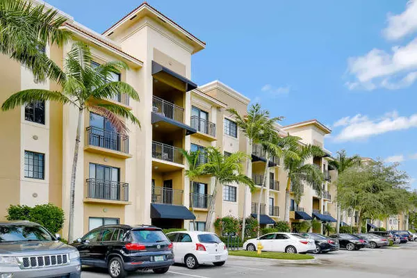 Palm Beach Gardens, FL 33418,4903 Midtown LN 3220