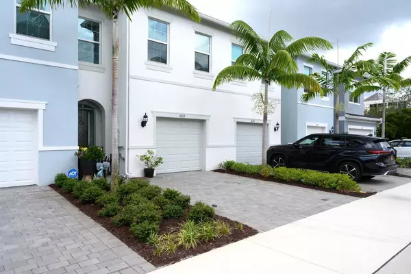 Stuart, FL 34996,1832 SE Roxy WAY