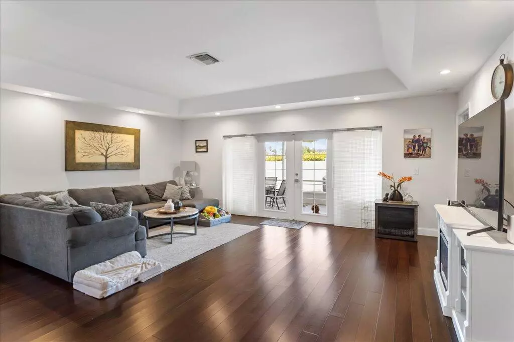 Boca Raton, FL 33434,9090 Chatsworth Cascades