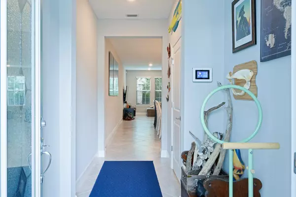 Stuart, FL 34996,1832 SE Roxy WAY