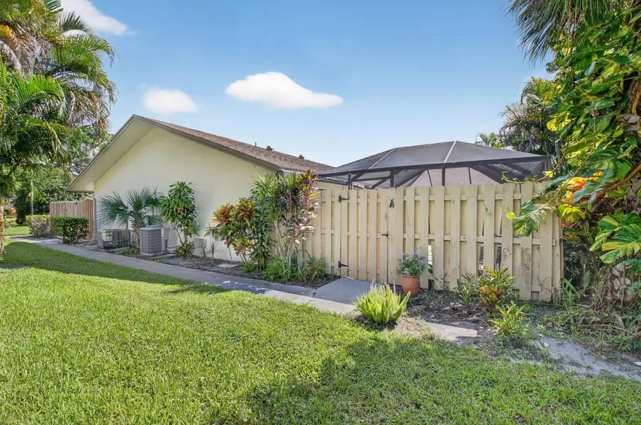 714 NW 27th AVE A, Delray Beach, FL 33445
