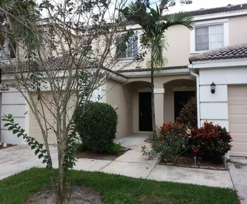 West Palm Beach, FL 33417,4866 Palmbrooke CIR