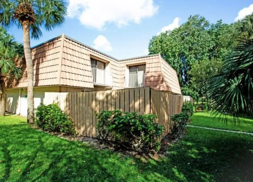 507 Green Springs PL, West Palm Beach, FL 33409