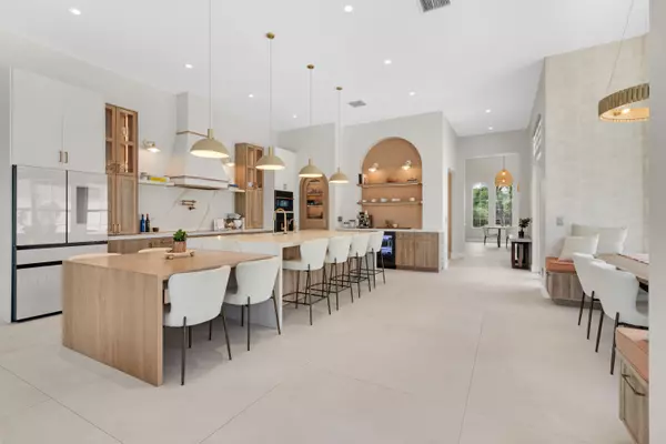 5630 N Sterling Ranch DR, Davie, FL 33314