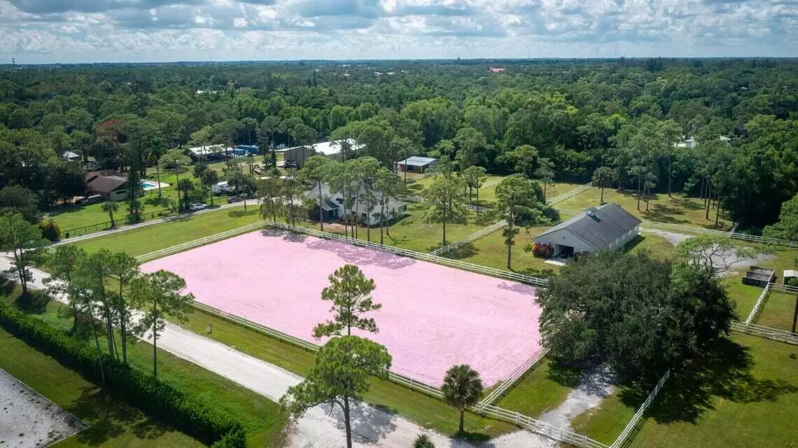Loxahatchee Groves, FL 33470,13346 Casey RD