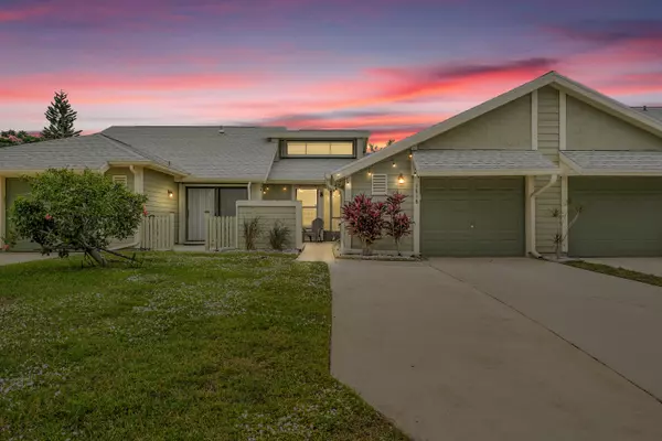 1518 SE Dewberry CT, Port Saint Lucie, FL 34952