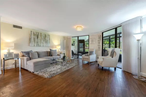 Delray Beach, FL 33446,15981 Loch Katrine TRL 7203