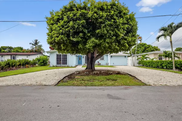 2548 Carambola RD, West Palm Beach, FL 33406