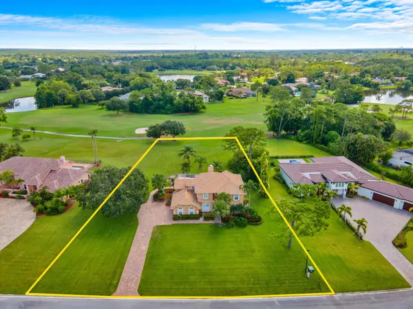 8738 Marlamoor LN, Palm Beach Gardens, FL 33412