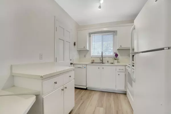 Tequesta, FL 33469,2 Garden 205m ST 205m