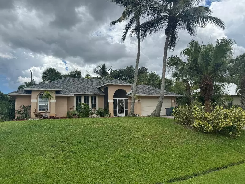 2449 SW Aberdeen ST, Port Saint Lucie, FL 34953