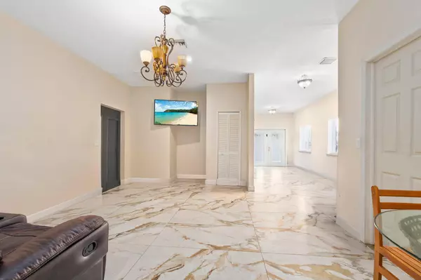 Fort Pierce, FL 34950,2108 Avenue G