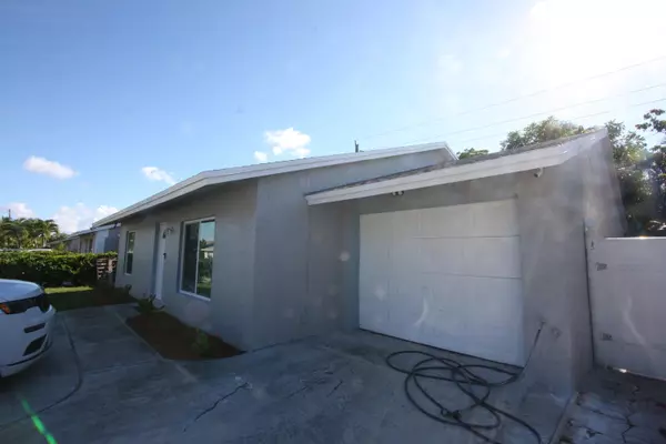 Lake Worth, FL 33463,5928 W Ithaca CIR