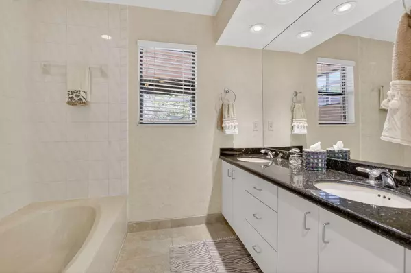 Boca Raton, FL 33433,22848 Marbella CIR