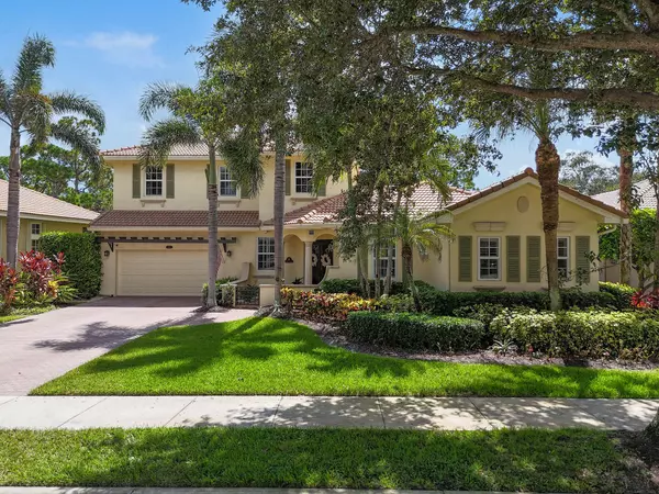 136 Via Catalunha, Jupiter, FL 33458