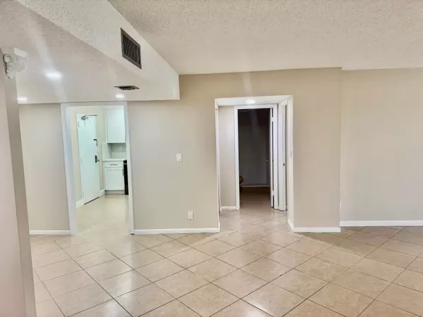 Coral Springs, FL 33065,10777 W Sample RD 505