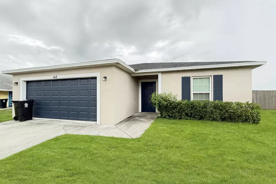 418 SW Fields AVE, Port Saint Lucie, FL 34953
