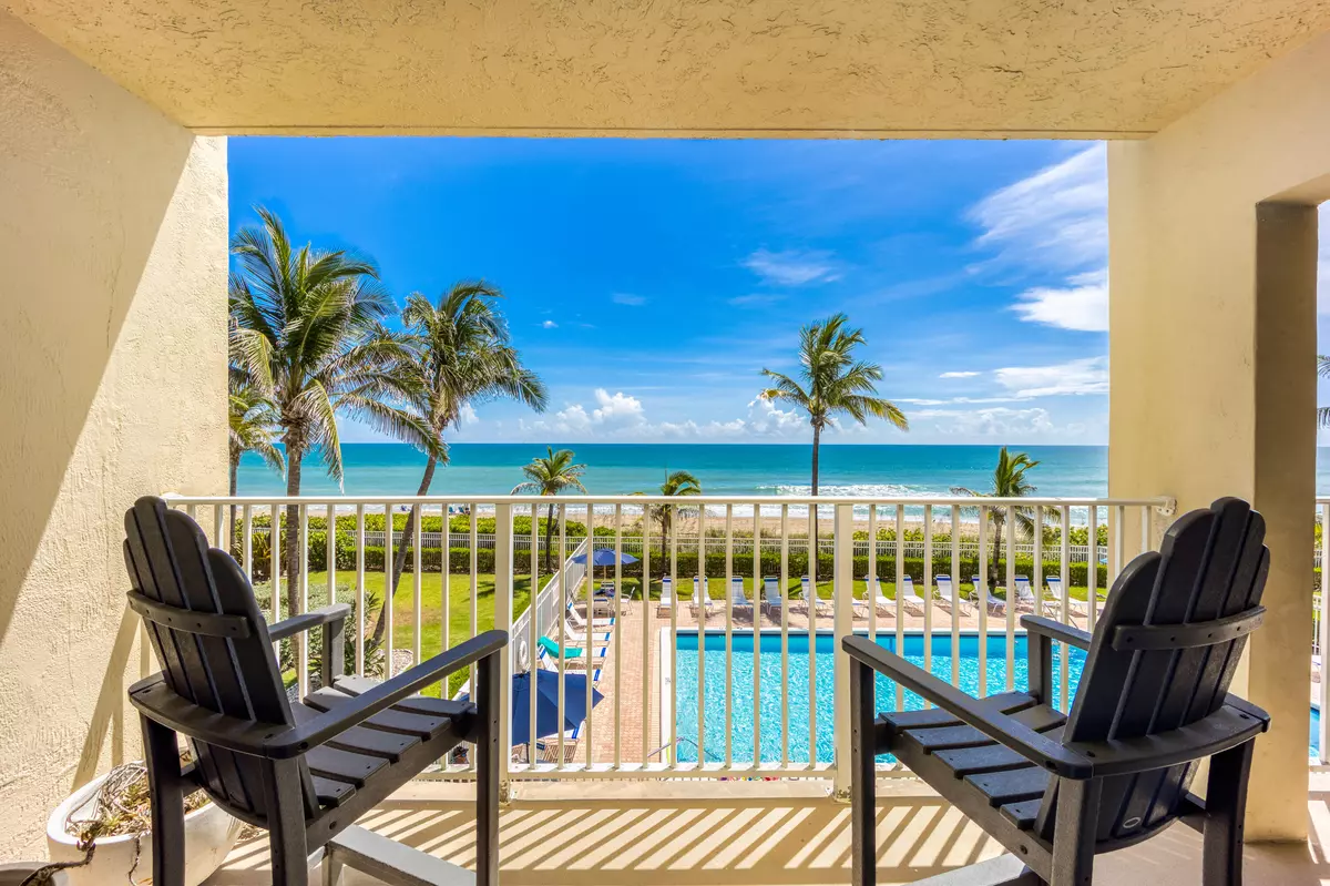 Jensen Beach, FL 34957,9800 S Ocean DR 304