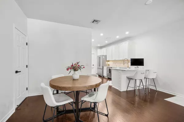 Jupiter, FL 33458,1119 N Community DR