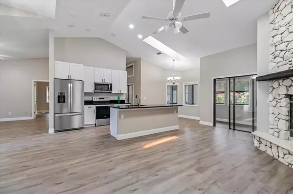 Palm Coast, FL 32137,10 Falls PL