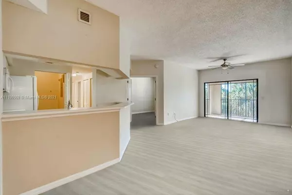 3018 Alcazar PL 103, Palm Beach Gardens, FL 33410